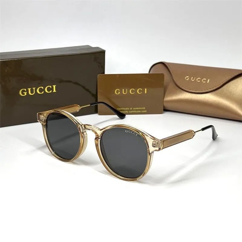 Gucci Round Sunglasses with Gold Frame and Dark Lenses