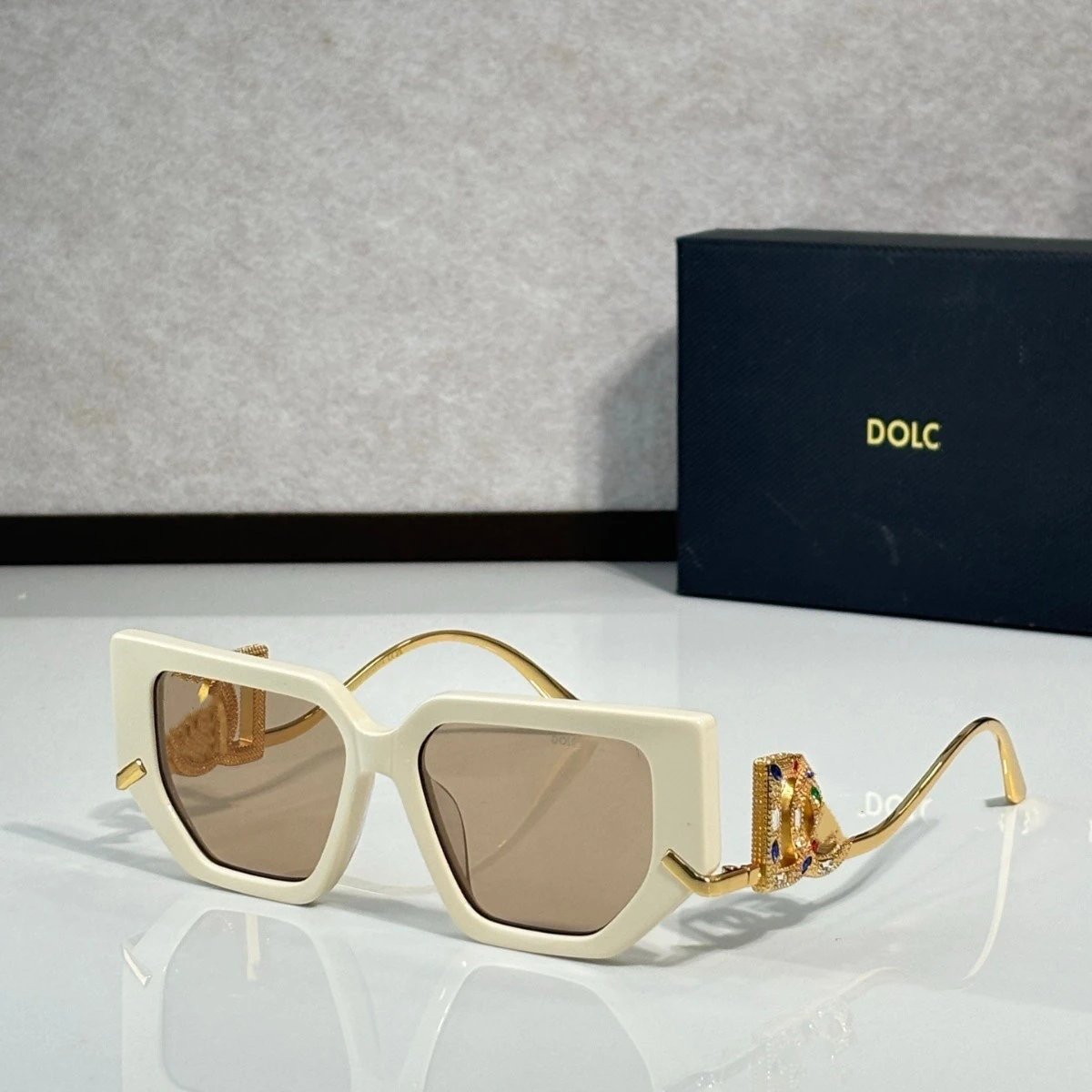 DOLC Designer Sunglasses White Frame Gold Accents