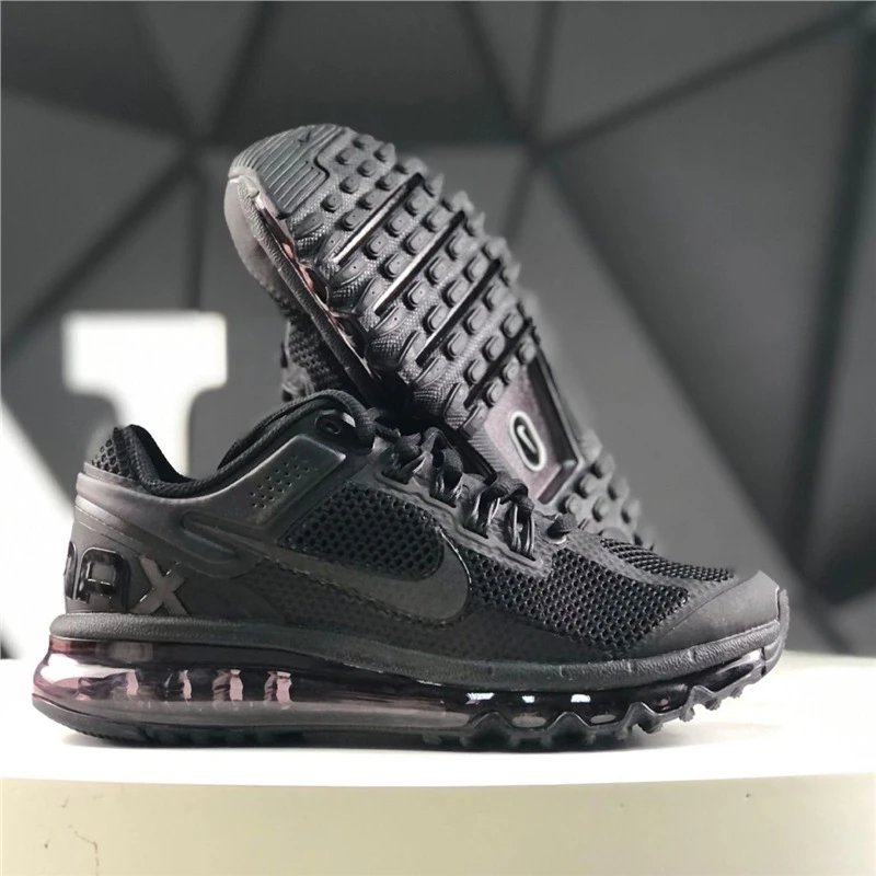 Nike Air Max 2013 Black Running Shoes