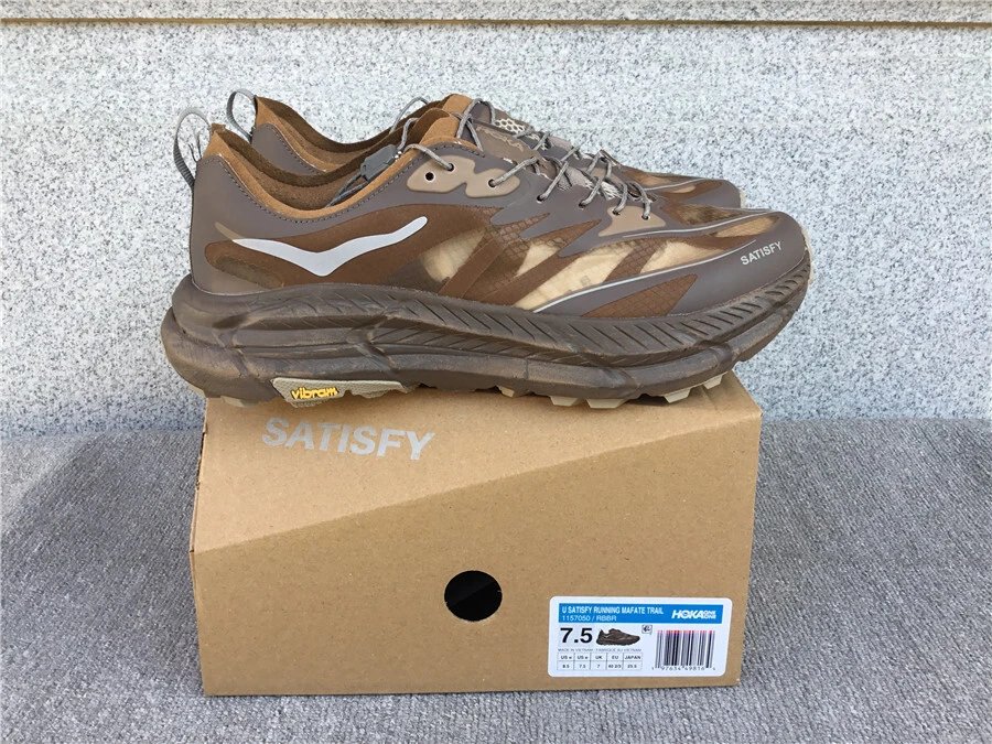 HOKA SATISFY Running Shoes Trail Men's Brown Vibram Outsole