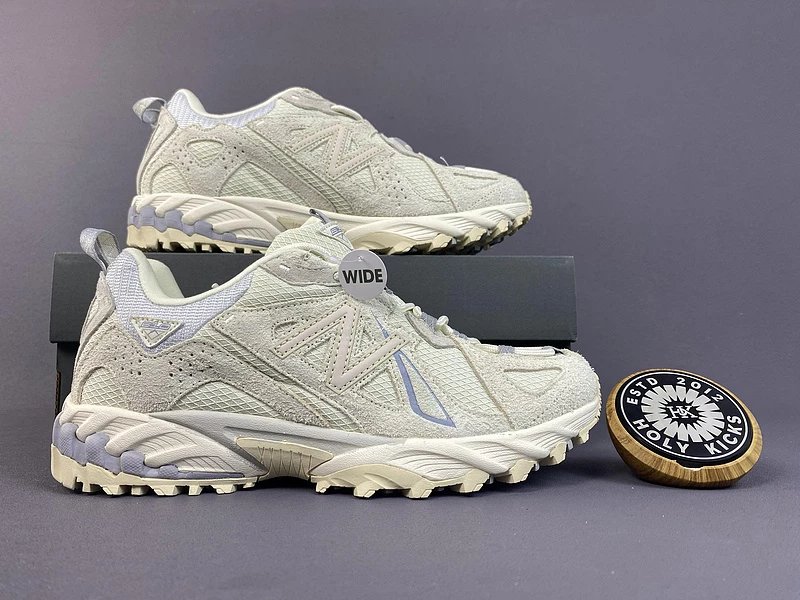 Hoka One One Bondi 7 Wide White Running Shoes