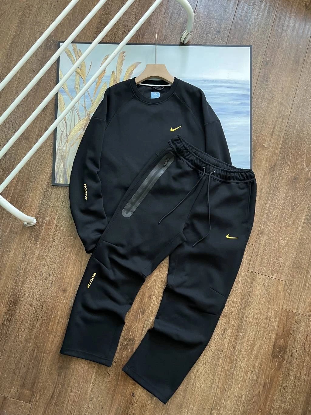 Nike Noctua Black Sweatshirt and Pants Set
