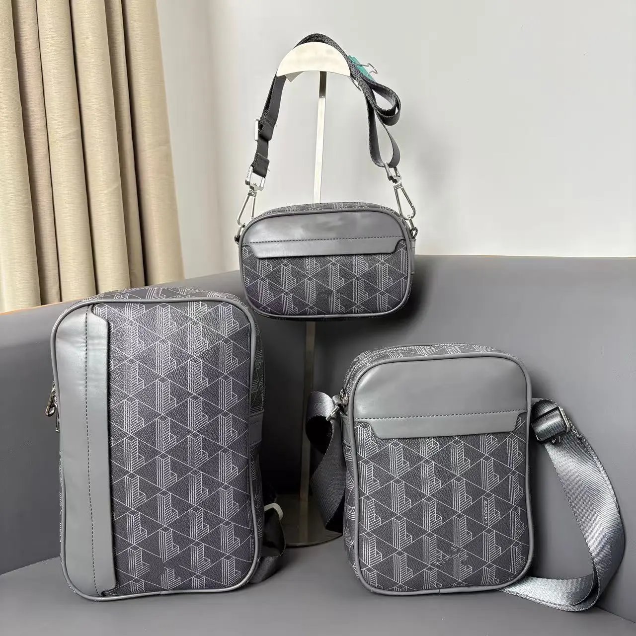 Stylish Geometric Pattern Crossbody Bag for Men and Women