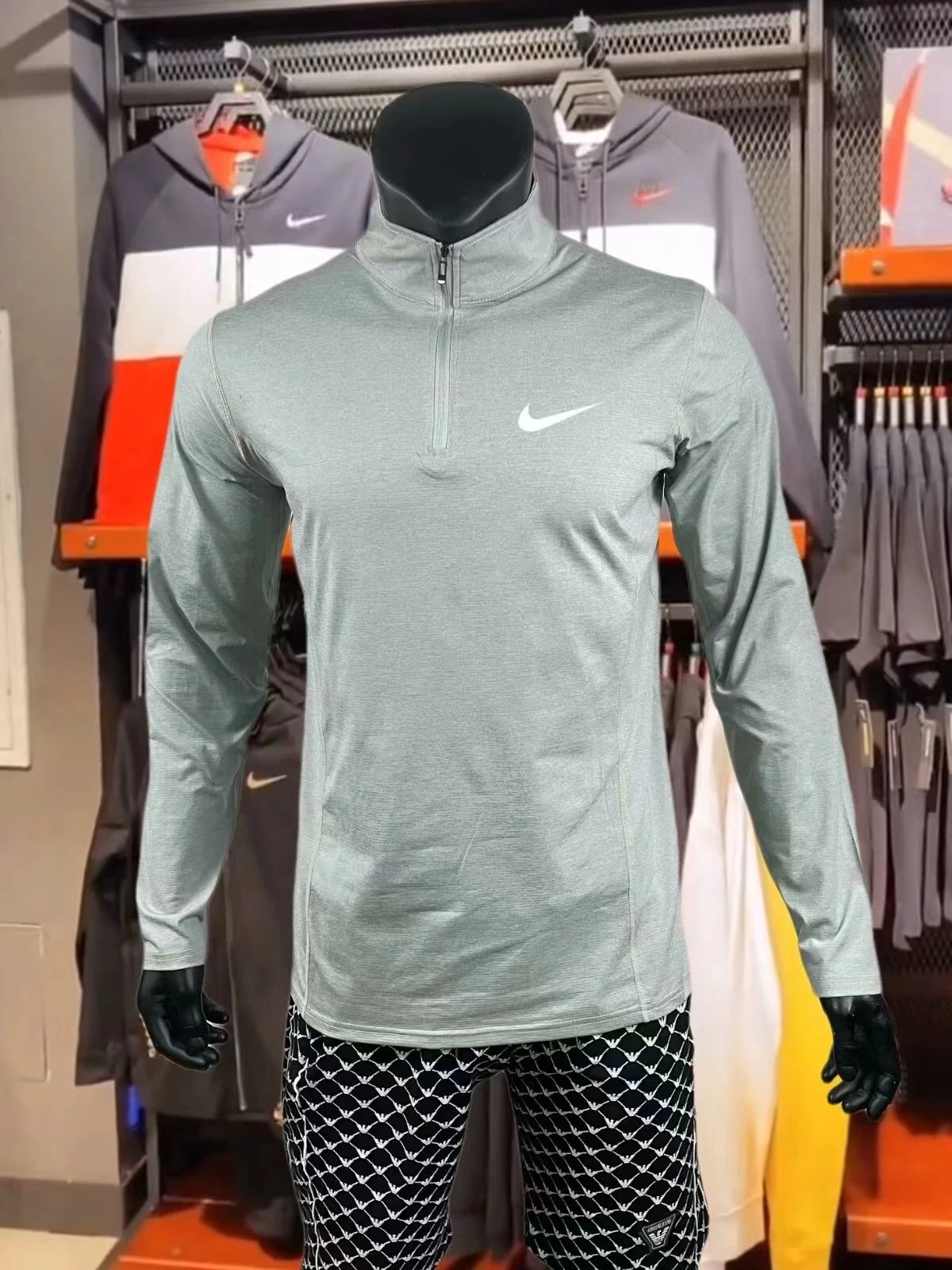 Nike Men's Dri-FIT Half-Zip Long Sleeve Top