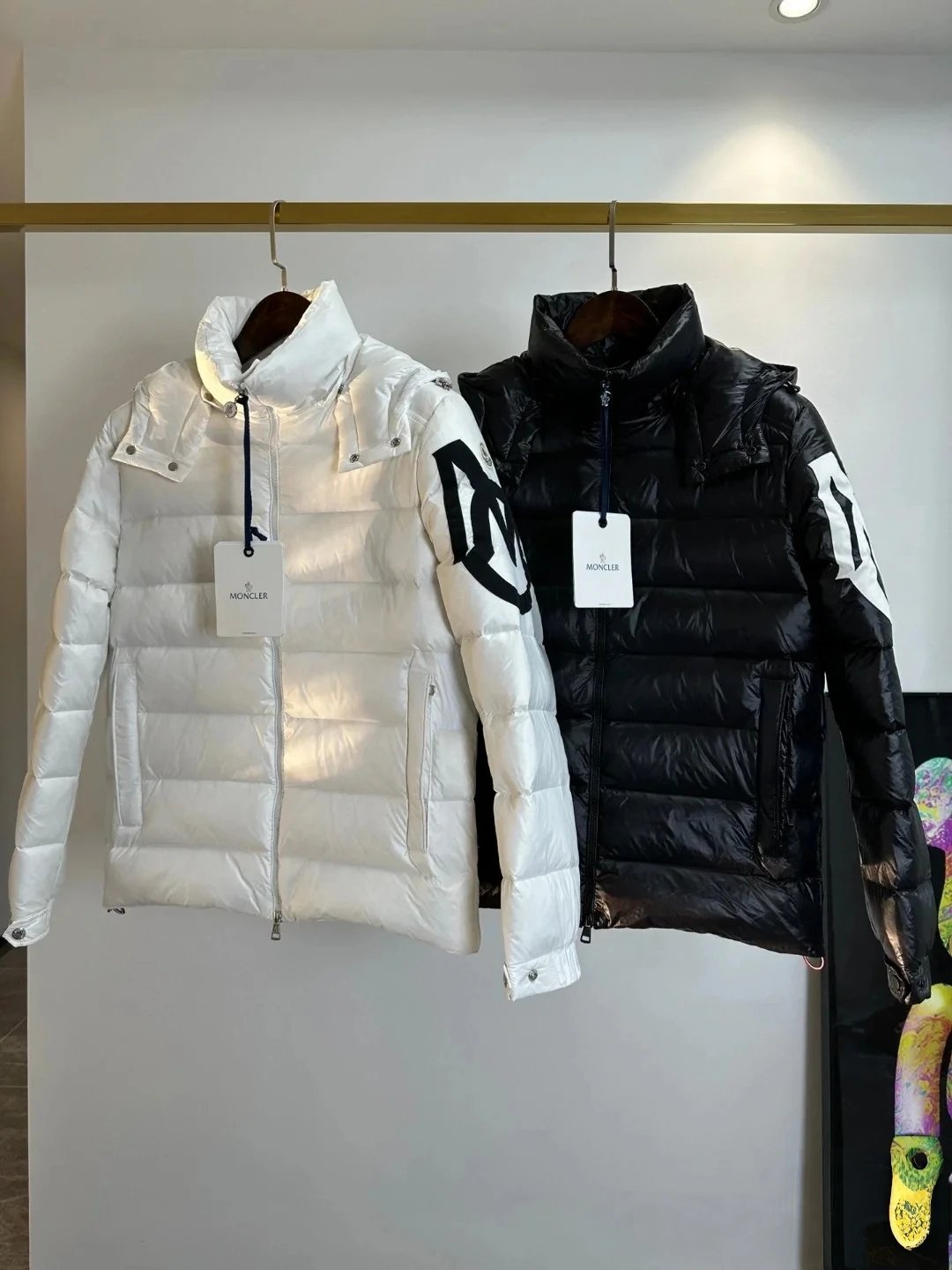MONCLER Down Jacket White and Black Logo Design Winter Coat