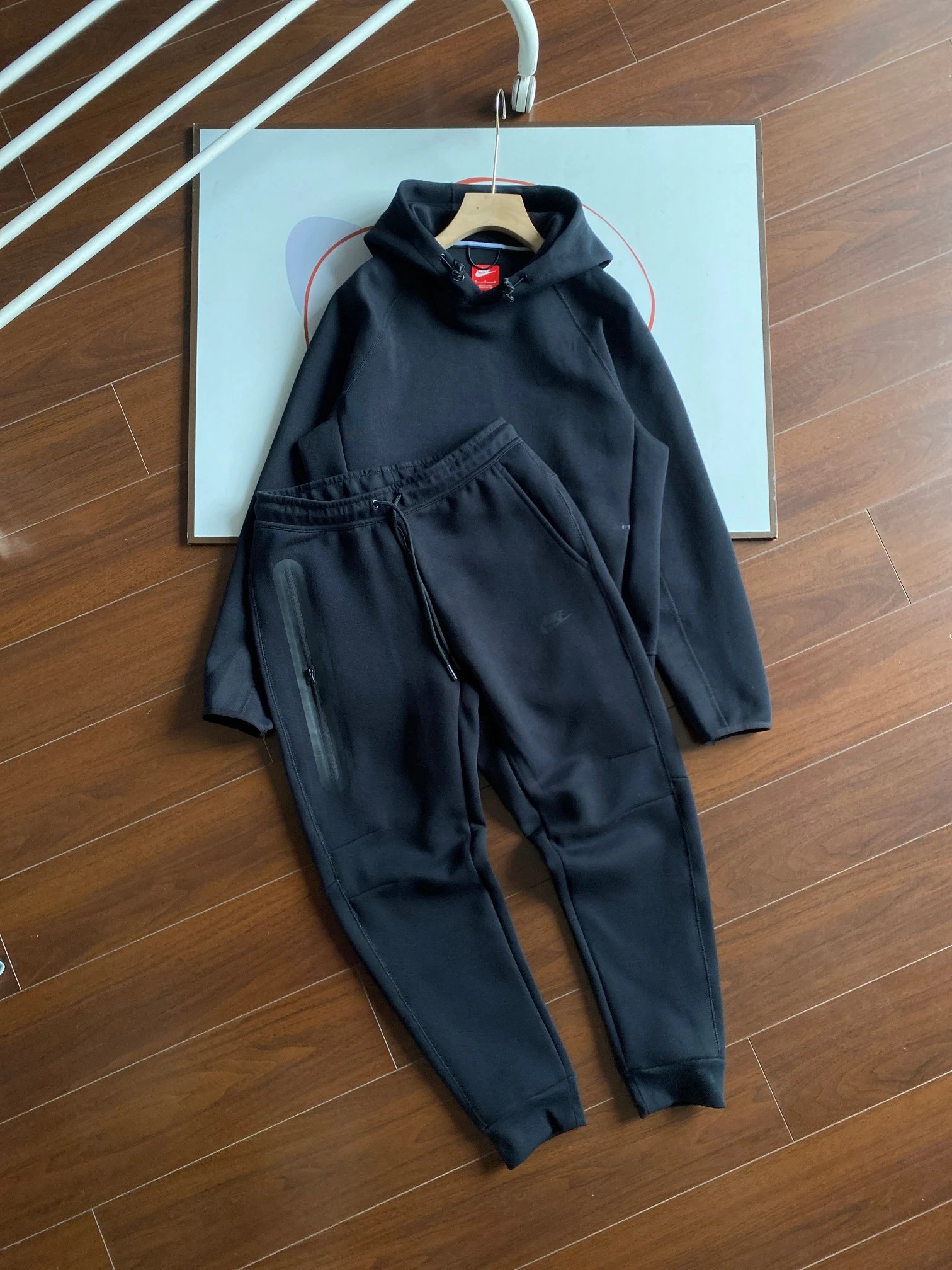 Nike Black Hoodie and Jogger Set for Men