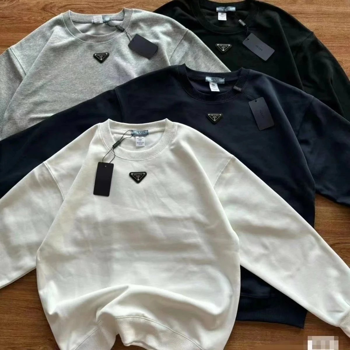 Prada Logo Crewneck Sweatshirt Men's Fashion Sweatshirts