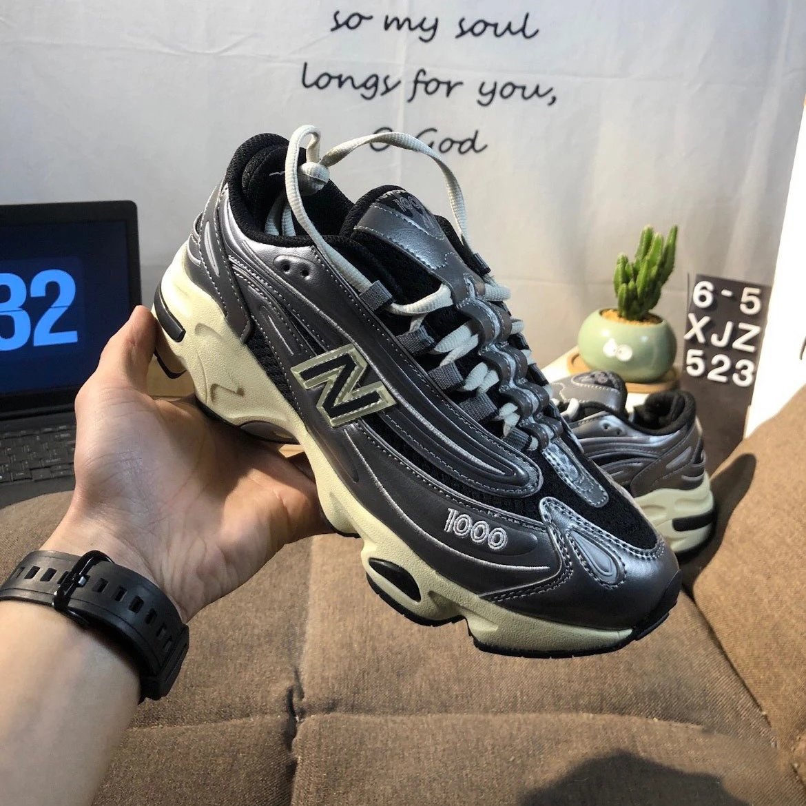New Balance 1000 Black and Cream Sneakers for Men Women