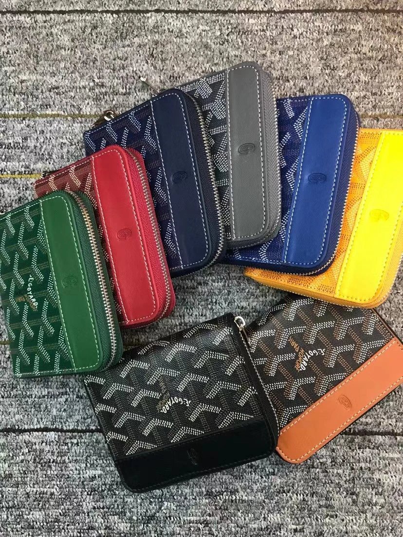 K601900 Patterned Zipper Wallets in Multiple Colors