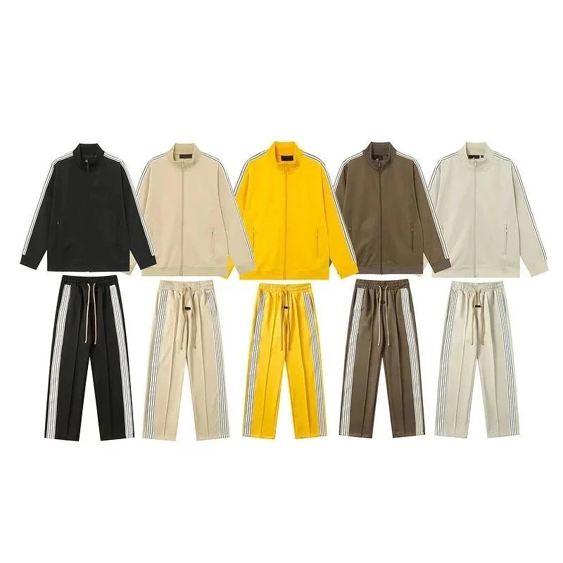 Men's and Women's Tracksuit Set Casual Sportswear Jogging Suit