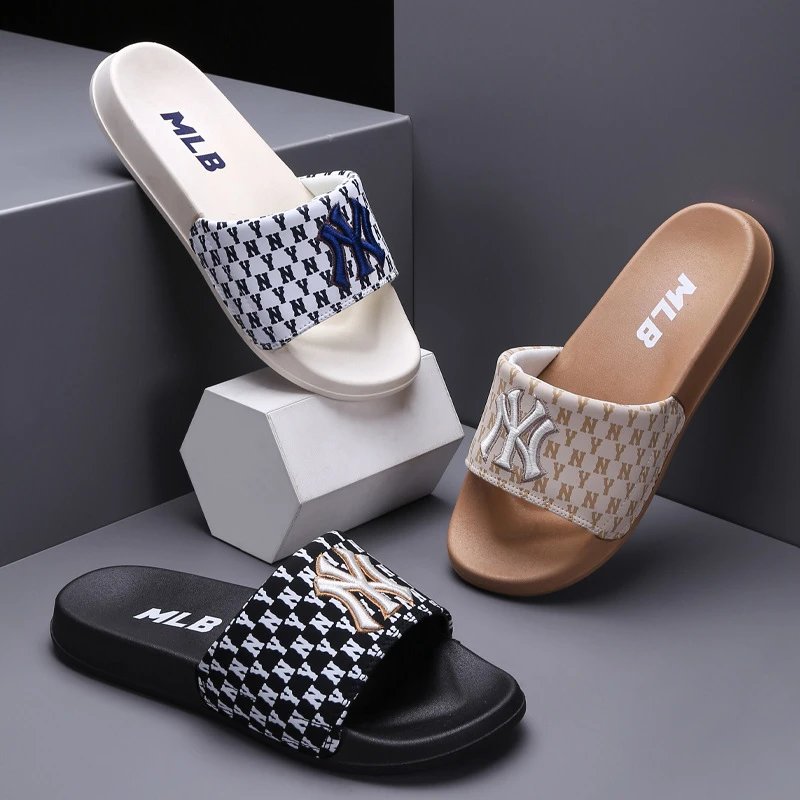 MLB New York Yankees Logo Slide Sandals for Men and Women