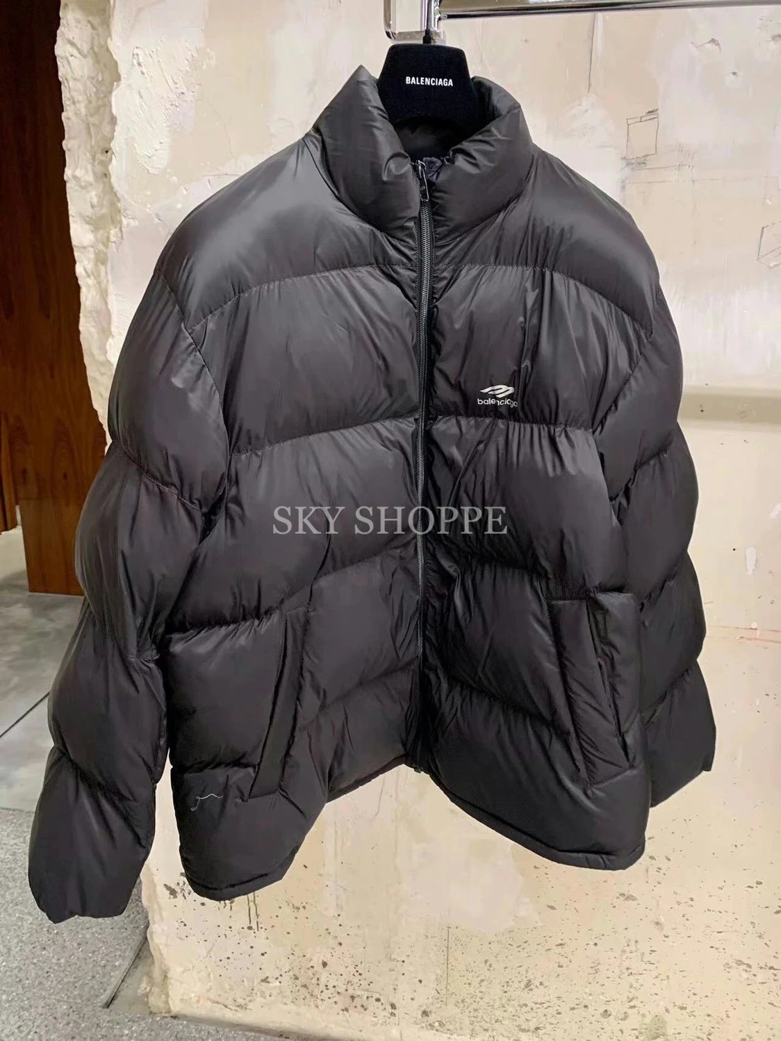Balenciaga Puffer Jacket Oversized Down Jacket Black