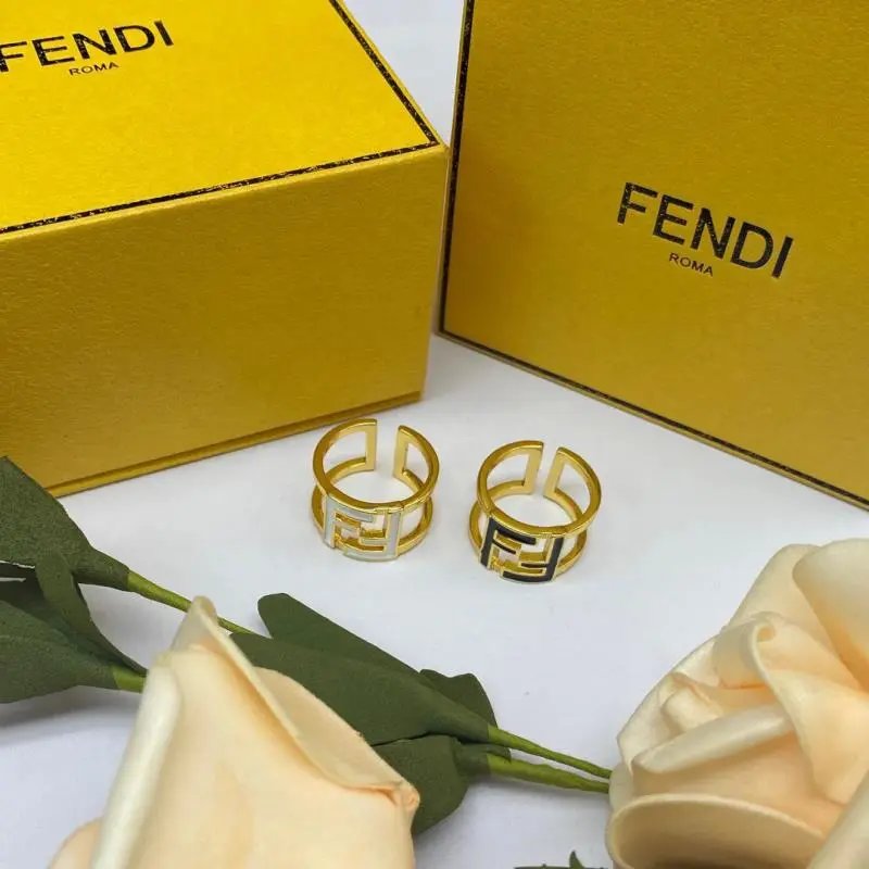 Fendi FF elegant fashion Ring Gold