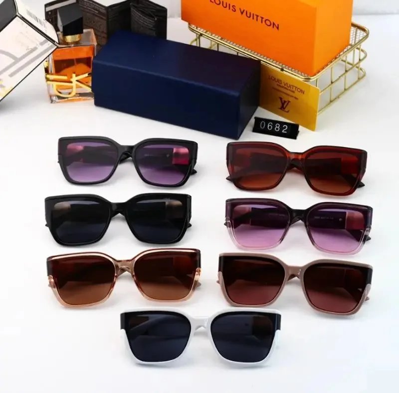 Louis Vuitton LV Cat Eye Fashion Sunglasses Multicolor