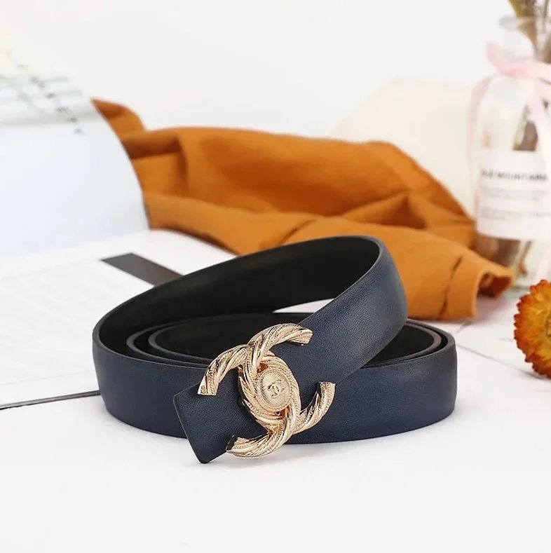 Chanel CC Buckle Leather Belt Elegant Accessory Navy