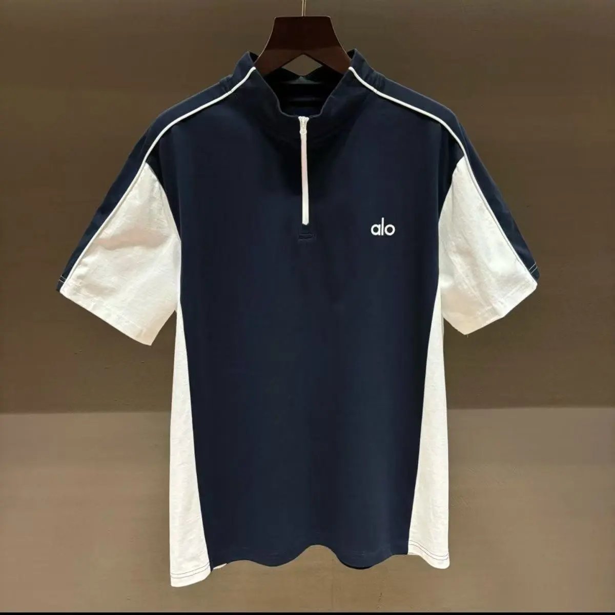 Alo Yoga Alo Quarter Zip Short Sleeve Shirt Navy and White