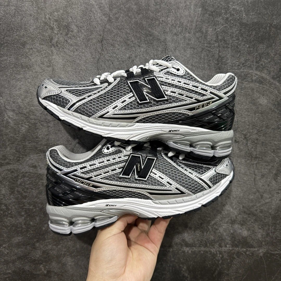 New Balance 1906R Chunky Sneakers Silver and Black