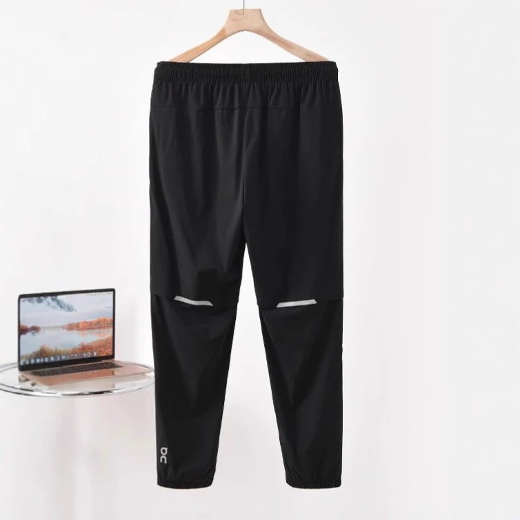 On Running On Running Lightweight Athletic Joggers Black