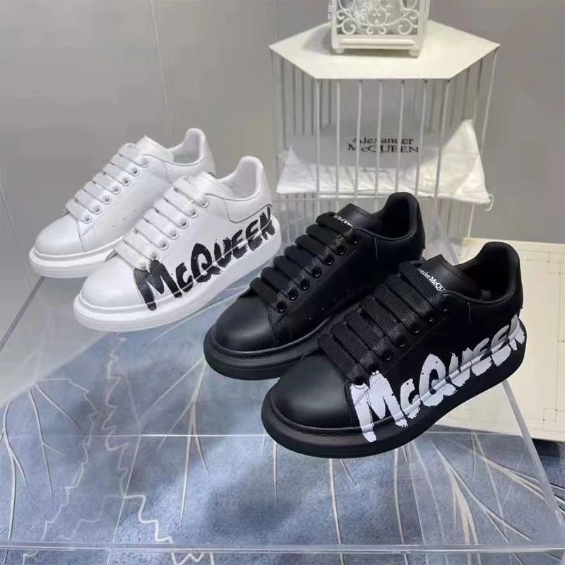 Alexander McQueen AMQ Oversized Graffiti Sneakers Chunky Leather Sneakers Black and White
