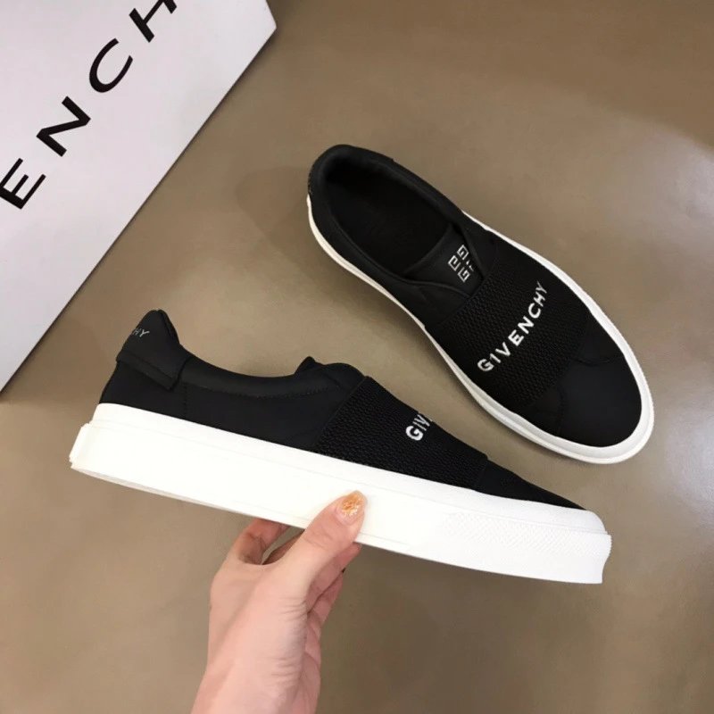 Givenchy Urban Street Slip-On Casual Sneakers Black and White