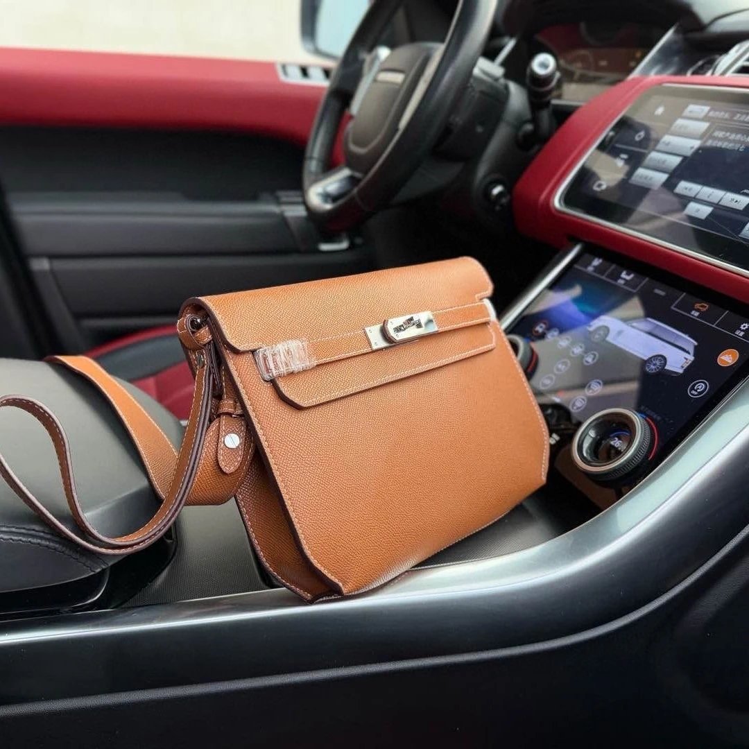 Hermes Kelly Danse Leather Crossbody Bag Brown
