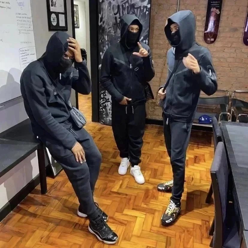 Nike Tech Fleece sporty tracksuit set Black