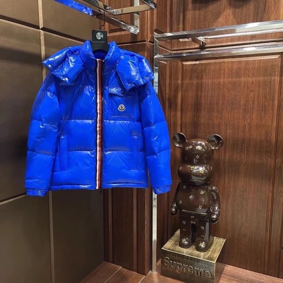 Moncler Montcla Shiny Puffer Jacket Blue