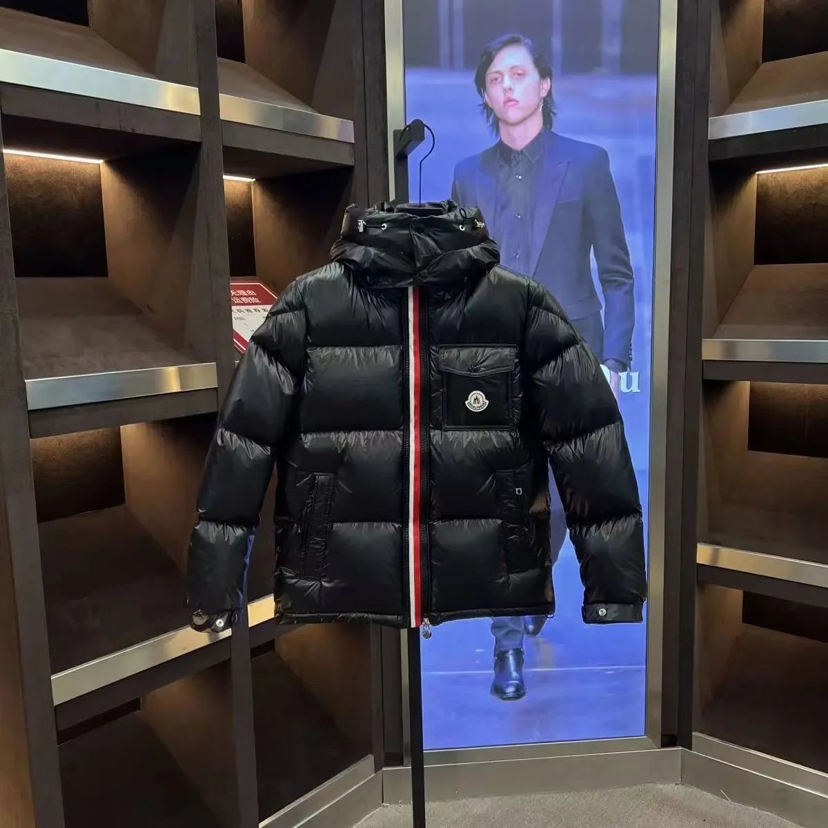 Moncler Montcla Puffer Jacket Black