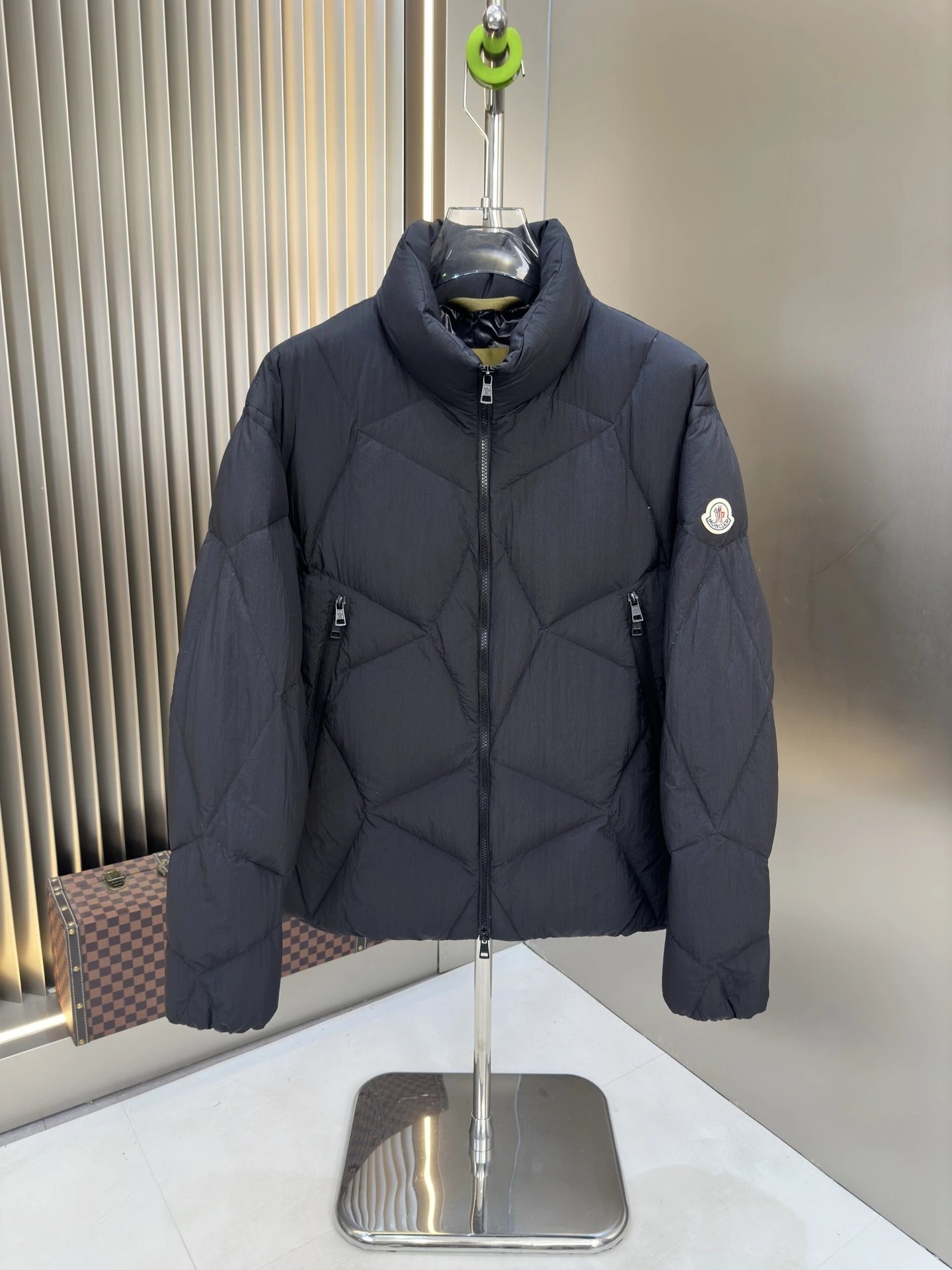 Moncler Quilted Down Jacket Puffer Jacket Black