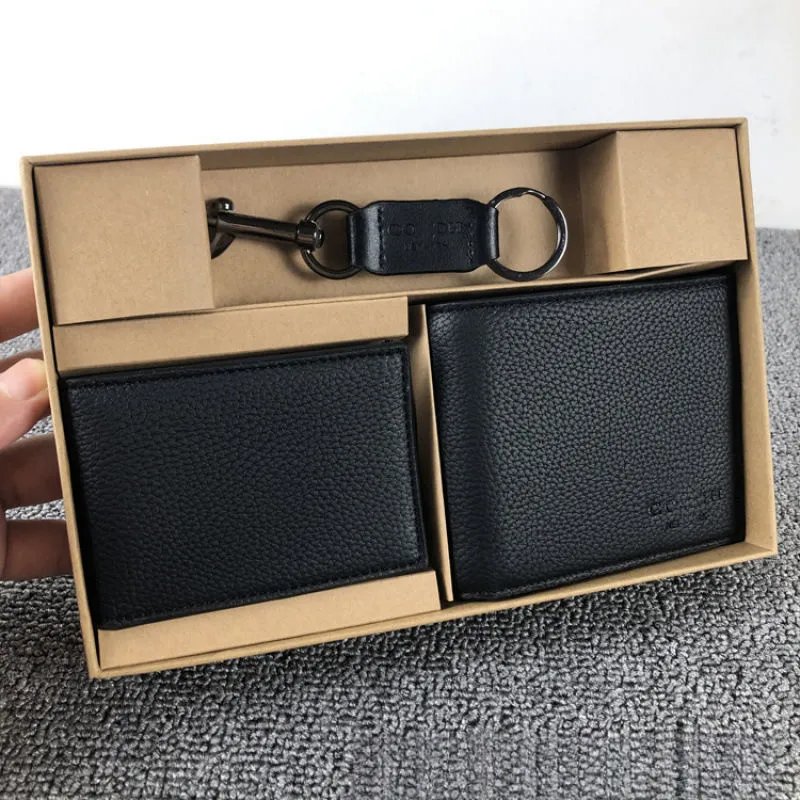 Coach Gift Set Pebble Leather Wallet and Keychain Black